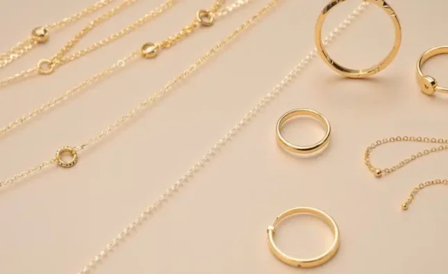 Brillez Chaque Jour : Vos Bijoux en Or Incontournables Révélés
