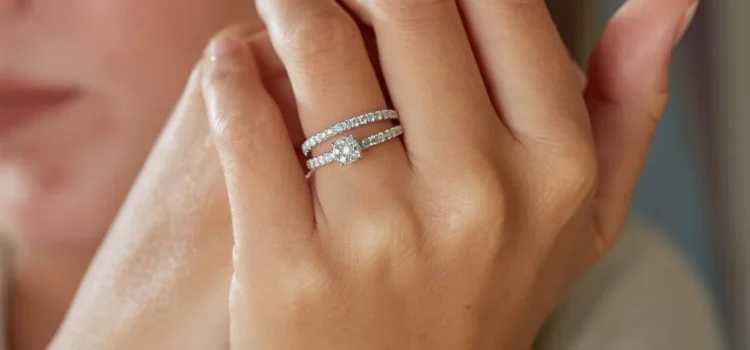 Comment choisir la bague de fiançailles parfaite en 2026